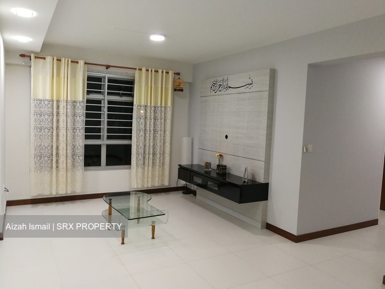 Yishun Avenue 11 thumbnail photo